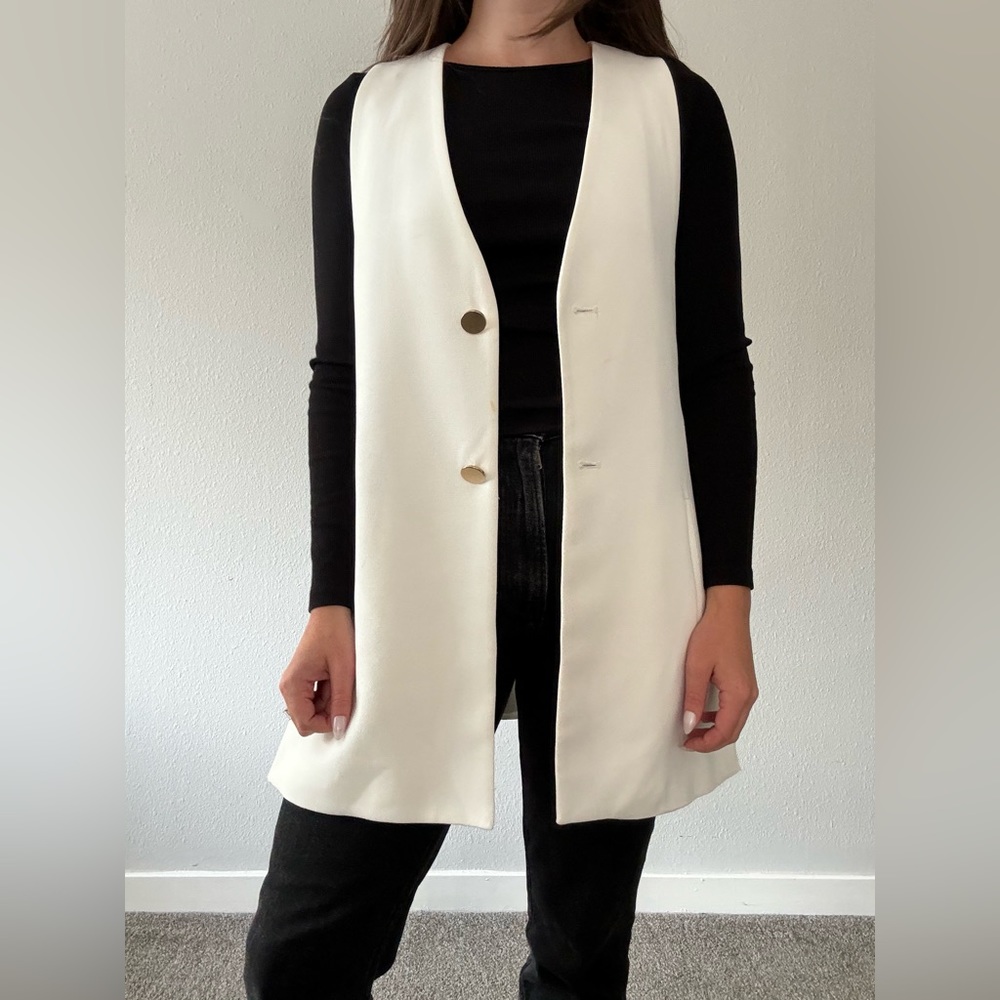 NWT Zara Vest